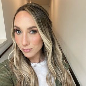 Meet your Posher, Kelsey